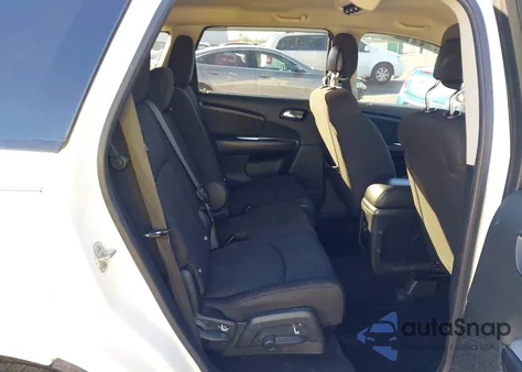 2017 Dodge Journey Crossroad z USA, uszkodzony, nr VIN 3C4PDCGG9HT564221